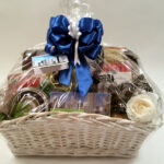 Gift Sets for Mum: Hampers vs Personalised Boxes vs Flowers — What Wins?